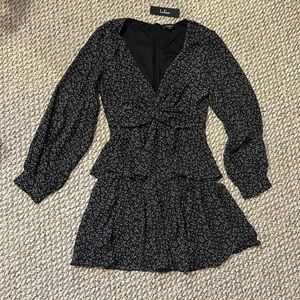 NWT Lulu’s Tell You I Love You Black Floral Print Twist Dress